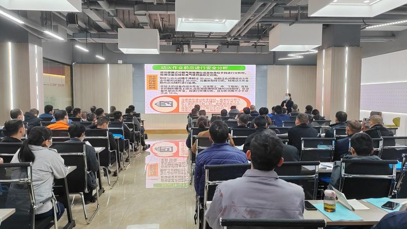 学历提升成本解析：如何合理规划你的教育投资**